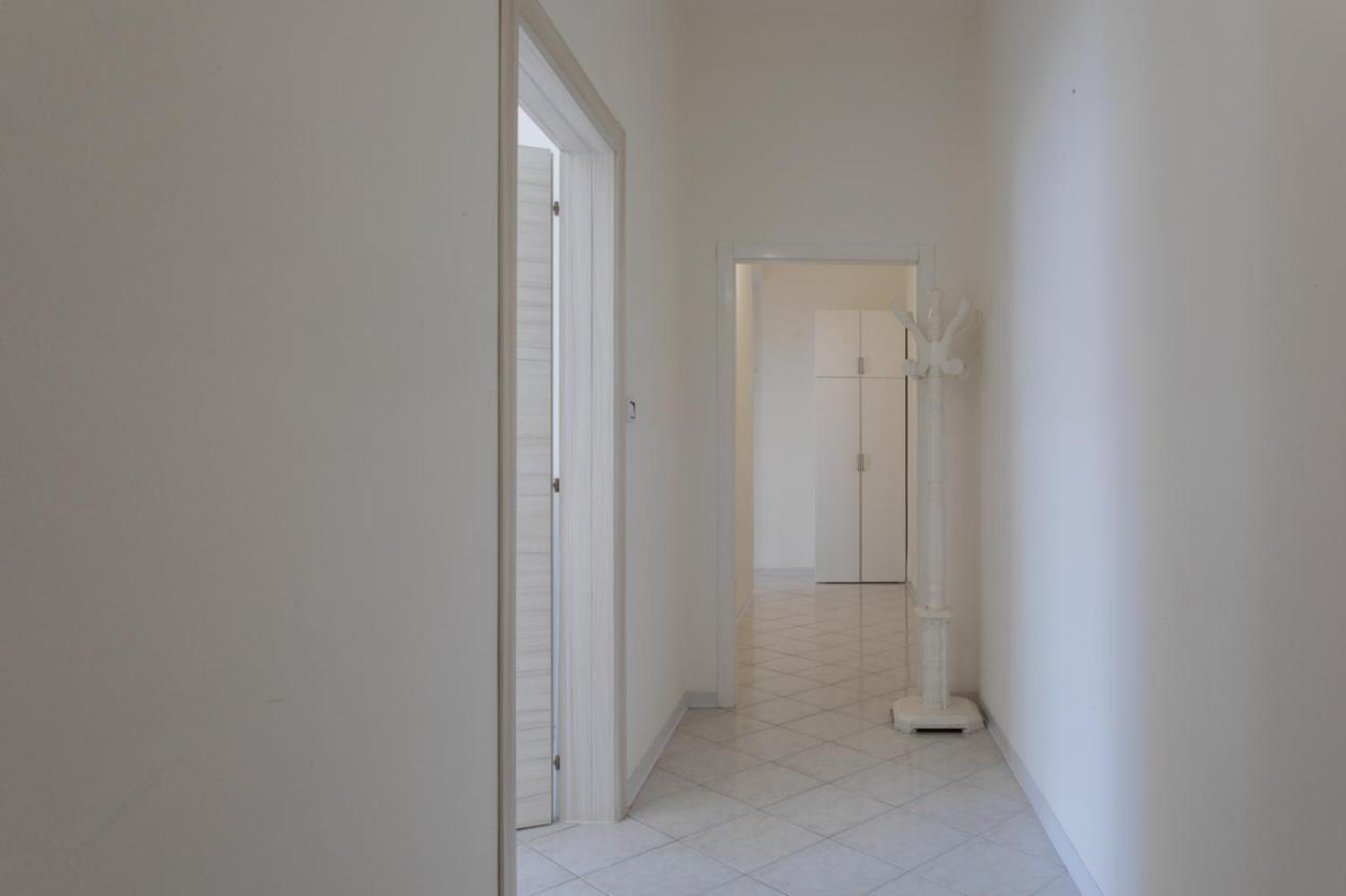 15 - Tourist House Bologna Primaticcio - Self Check-In Apartamento Exterior foto