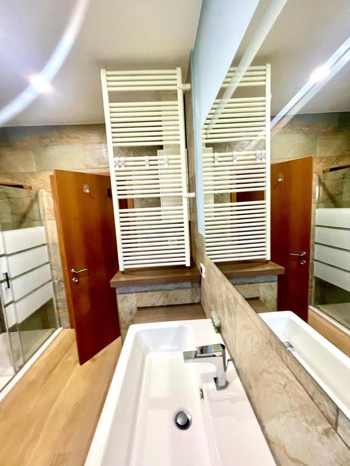 15 - Tourist House Bologna Primaticcio - Self Check-In Apartamento Exterior foto
